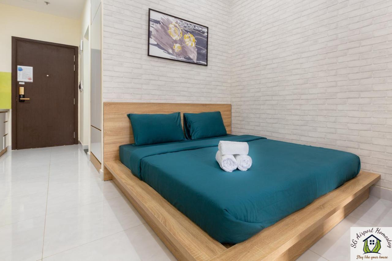Ho Orchard Parkview - Tan Son Nhat Airport *